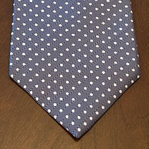 Valentino Blue 100% Silk Men’s Neck Tie Made In Italy